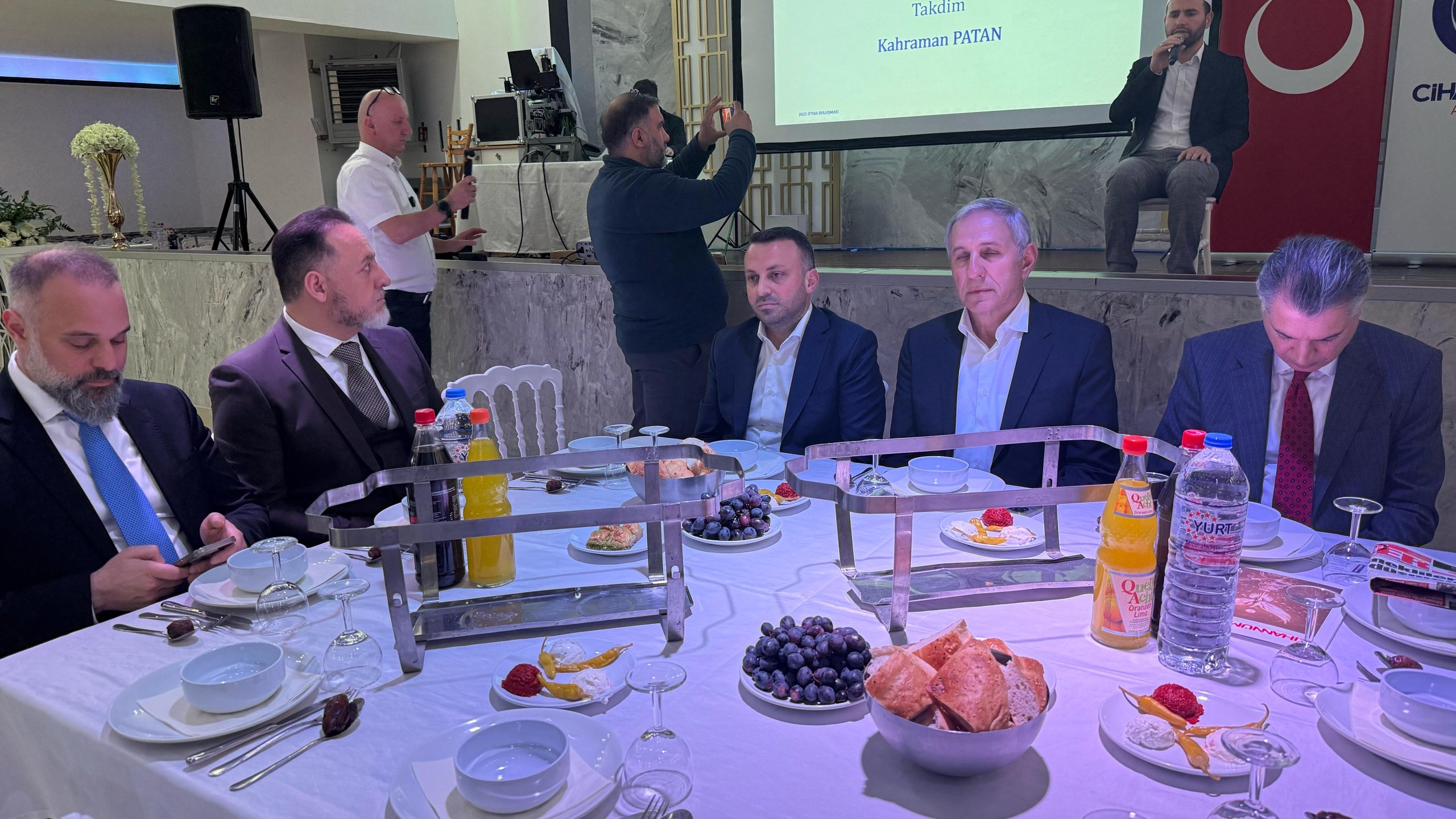 Cihannüma iftarında Almanya'daki Türk göçüne dair önemli mesajlar verildi