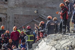 Elazığ'daki depremde 29 kişi hayatını kaybetti, 1234 kişi yaralandı