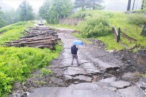 Bosna Hersek ve Sırbistan'da taşkın ve heyelanda bine yakın ev zarar gördü