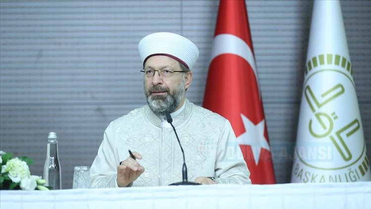 Erbaş: Vekalet Yoluyla Kurban Kesim Programı küresel çapta bir iyilik hareketidir