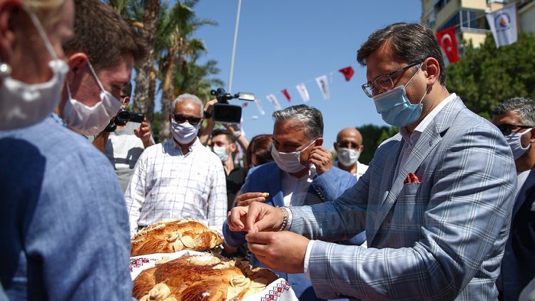 Ukraynalıların Türkiye'ye ve Antalya'ya gelmeleri için engel yok