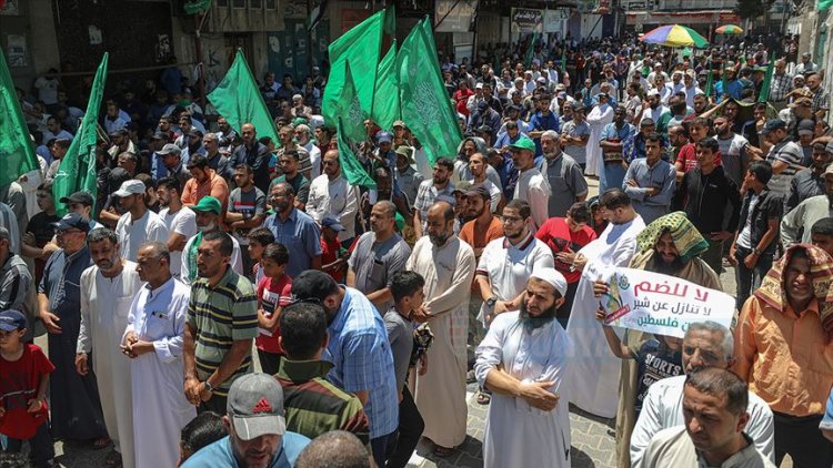 İsrail'in 'ilhak' planı Gazze'de binlerce kişi protesto etti