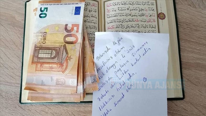 Gurbetçi yurt odasında Kur'an-ı Kerim'in arasına 400 Euro bıraktı