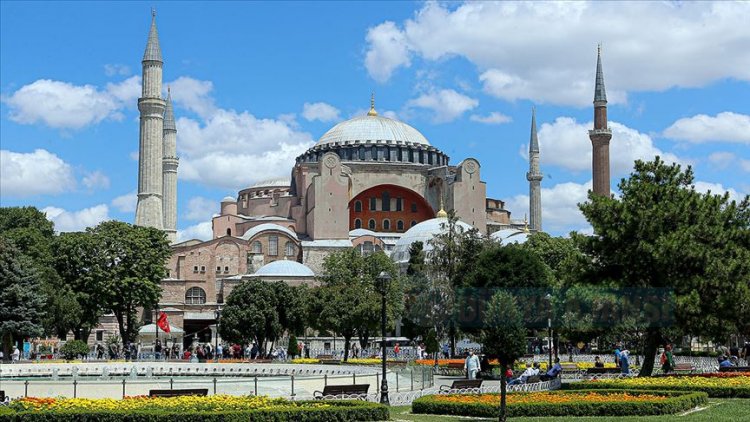 Ayasofya Camii'ne Endonezya Müslüman Gazeteciler Birliği'nden tebrik