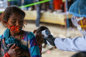 Nepal'de 4 ay sonra sokağa çıkma yasağı kaldırıldı