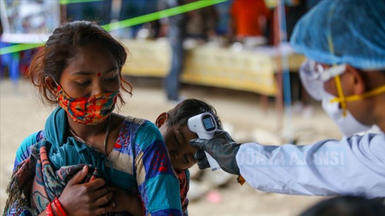 Nepal'de 4 ay sonra sokağa çıkma yasağı kaldırıldı