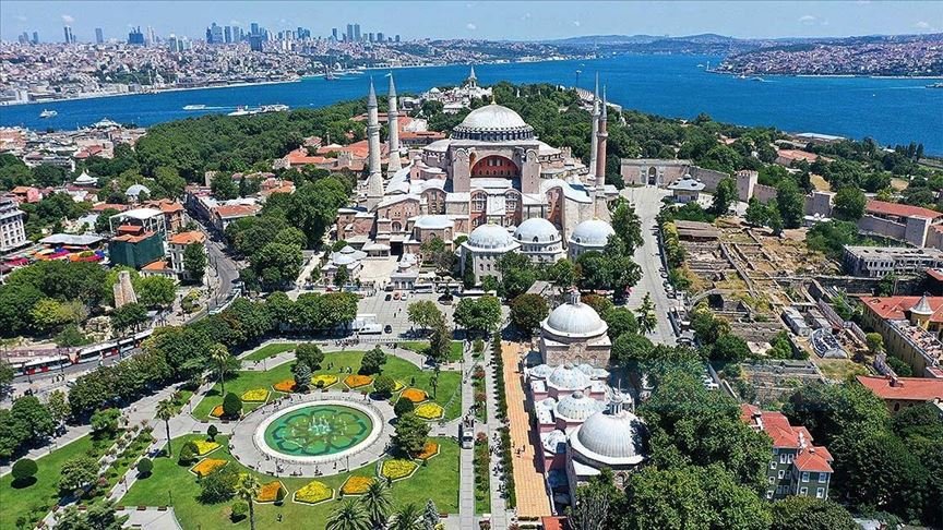 86 yıl sonra açılışı yapılacak Ayasofya Camii'nin hazırlıklarında sona yaklaşıldı