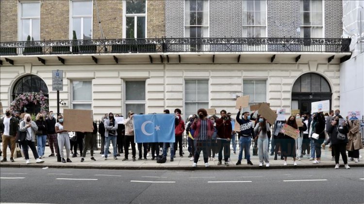 Londra'da Çin'in Uygur Türklerine yönelik baskısısı protesto edildi