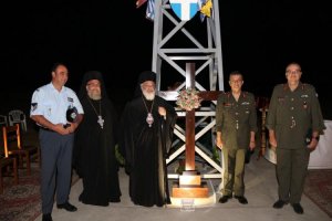 Yunan Türkiye'ye nispet Yeni Bosna’ya (Nea Vissa) haç dikti