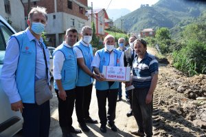 Diyanet İşleri Türk İslam Birliği, Giresun’da yaraları sarıyor