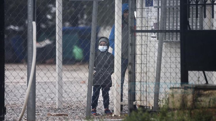 Avrupalı yardım kuruluşları, sığınmacılar konusunda Yunanistan'ı Avrupa Komisyonuna şikayet etti