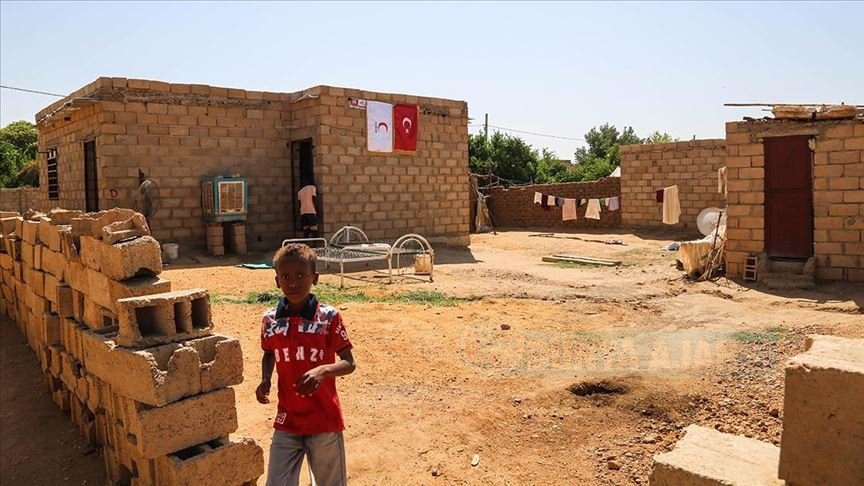 Türk Kızılay ile Afet Sudanlı selzedeler için 'Türk köyü' inşa etti