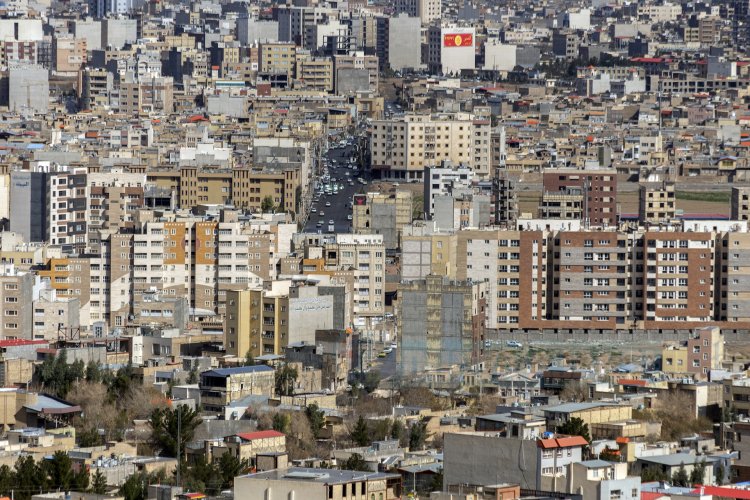 İran sokağından Müslümanlara Fransa'ya karşı ortak hareket çağrısı