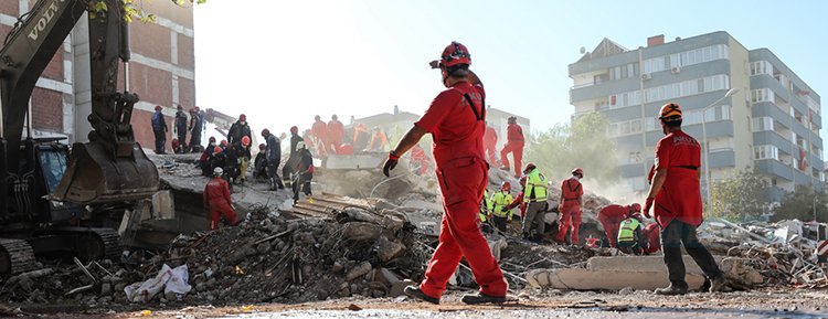 İzmir'deki depremde can kaybı 69'a yükseldi