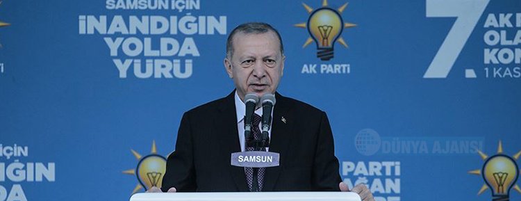 Cumhurbaşkanı Erdoğan: İzmirli kardeşlerimizin yaralarını soğuklar bastırmadan sarmakta kararlıyız