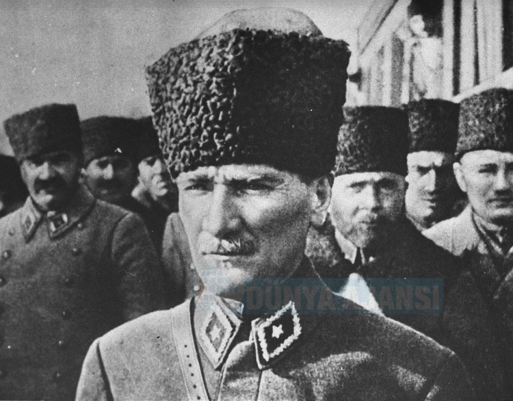 Büyük Önder Atatürk'ün ebediyete intikalinin 82'nci yılı