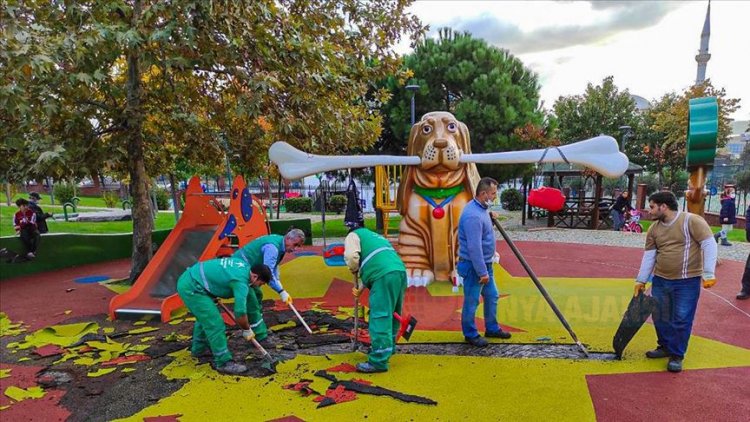 Küçükçekmece'de parkta terör örgütü sembollerini andıran görsellerle ilgili soruşturma