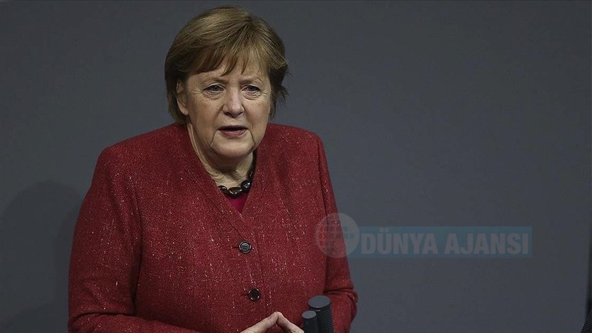 Merkel Brexit konusunda anlaşmaya varılması için hala fırsat olduğuna inanıyor