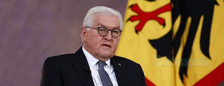 Almanya Cumhurbaşkanı Steinmeier salgının kontrolden çıkma riski bulunduğunu söyledi