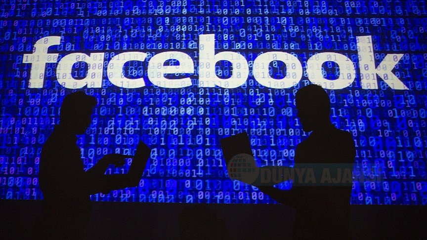 Uganda: Facebook devlet başkanlığı seçimlerine müdahale ediyor