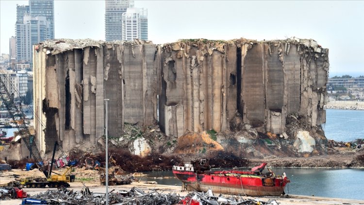 Beyrut Limanı'nda Almanya'ya 52 konteynerlik kimyasal madde