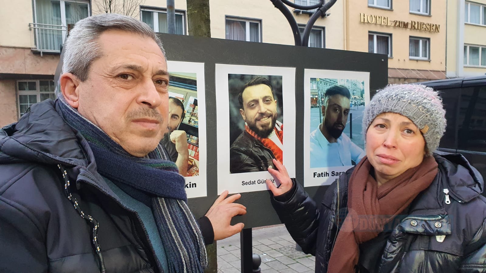 Almanya’da Hanau’da ırkçı terör saldırısının kurbanları anıldı