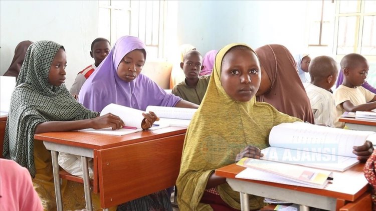 Nijerya'nın Kwara eyaletindeki okullarda başörtüsü tartışması sürüyor