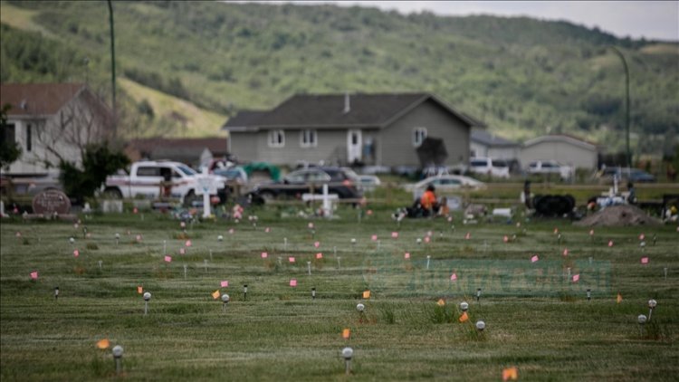 Kanada'da 2 eski kilise okulu bahçesinde 54 yeni mezar bulundu