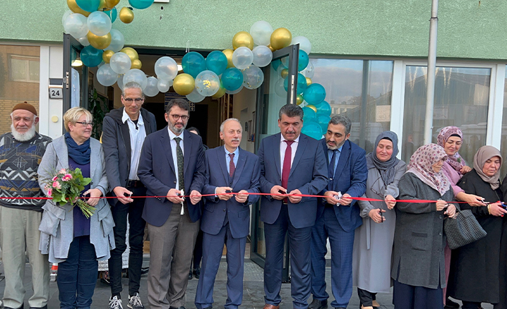 Mettmann DİTİB Fatih Camii ibadete açıldı