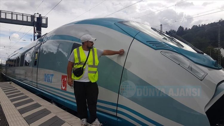 Almanya'dan alınan tren setleri yola çıktı