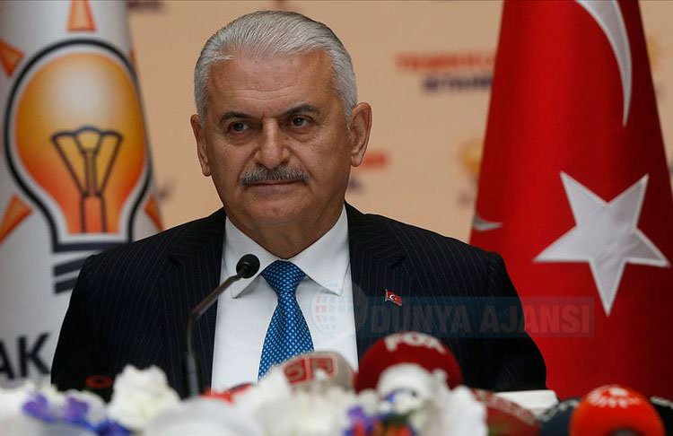 Eski Başbakan Yıldırım ve eşinde koronavirüs pozitif çıktığı belirlendi