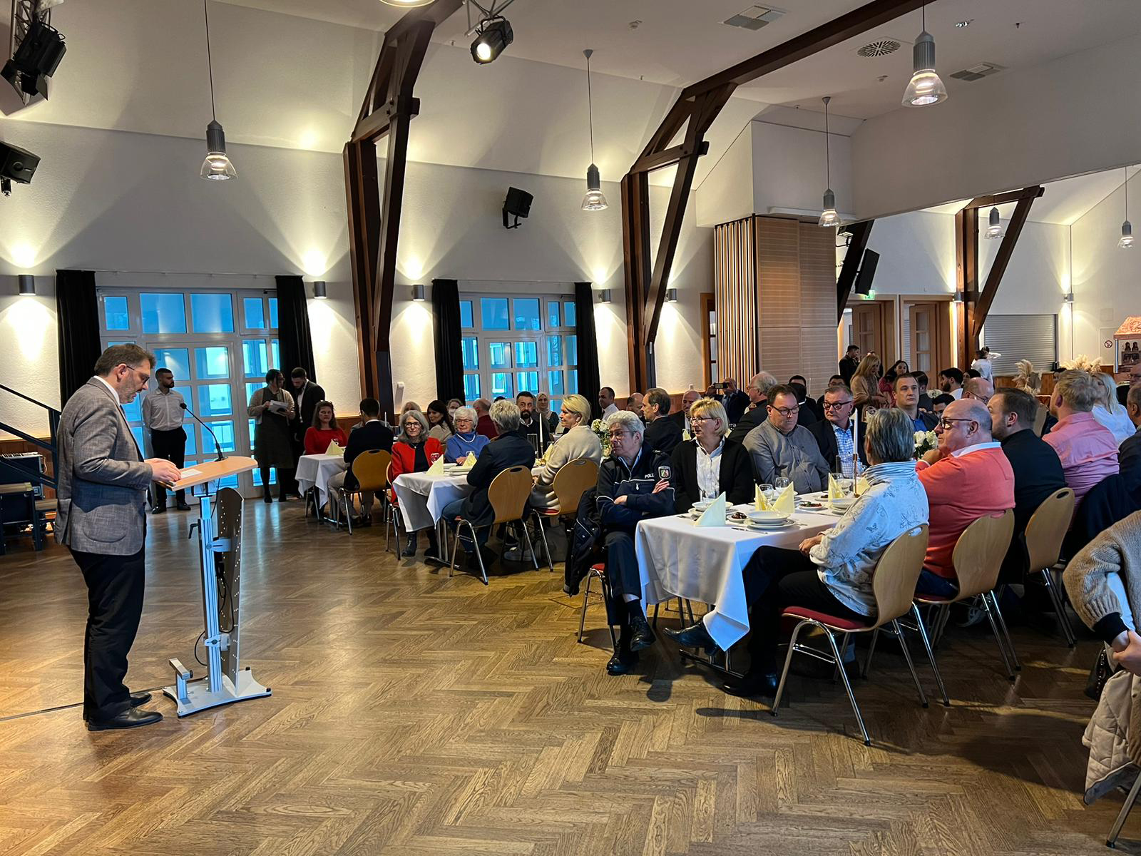 galeri bergneustadt ditib iftar genel baskan kuz L9r4XrWk1m