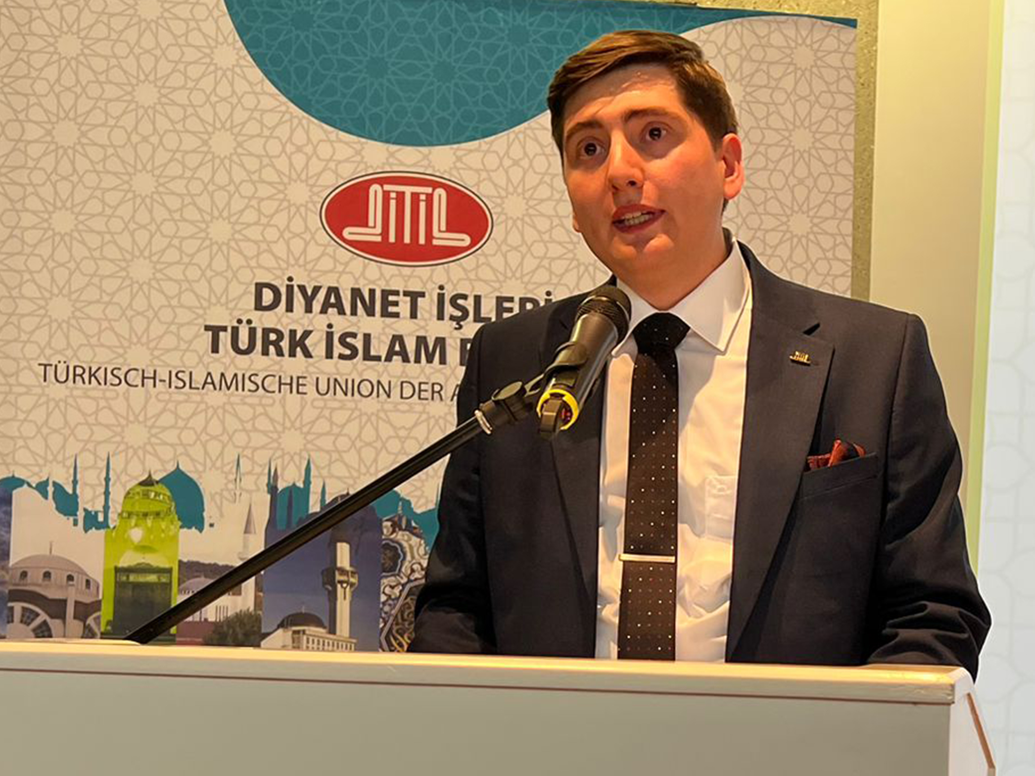 galeri ditib gencler iftar mustafa durd fzWmiCPcHq