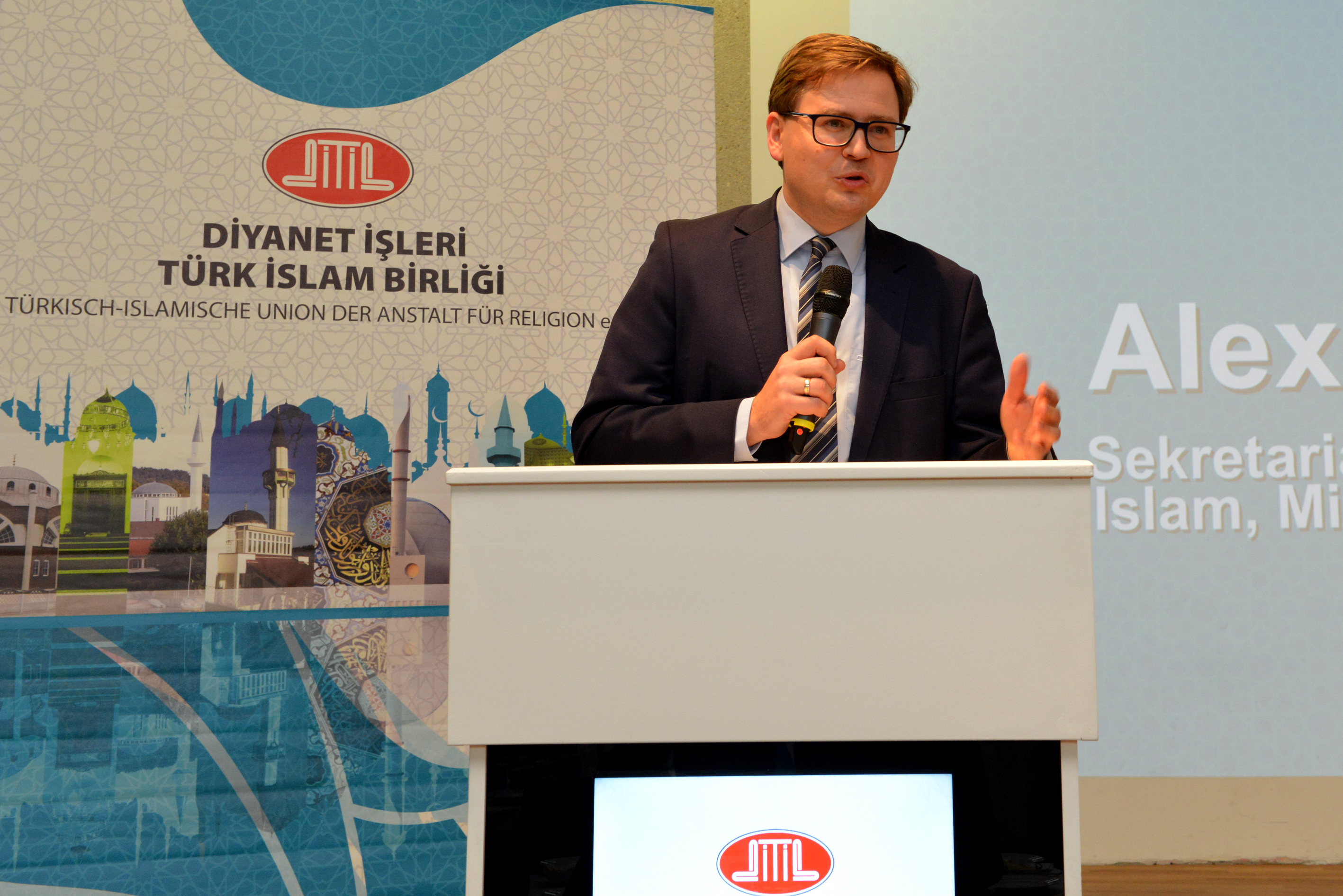 galeri ditib iftar alexander kalbar RnT yMuo3T