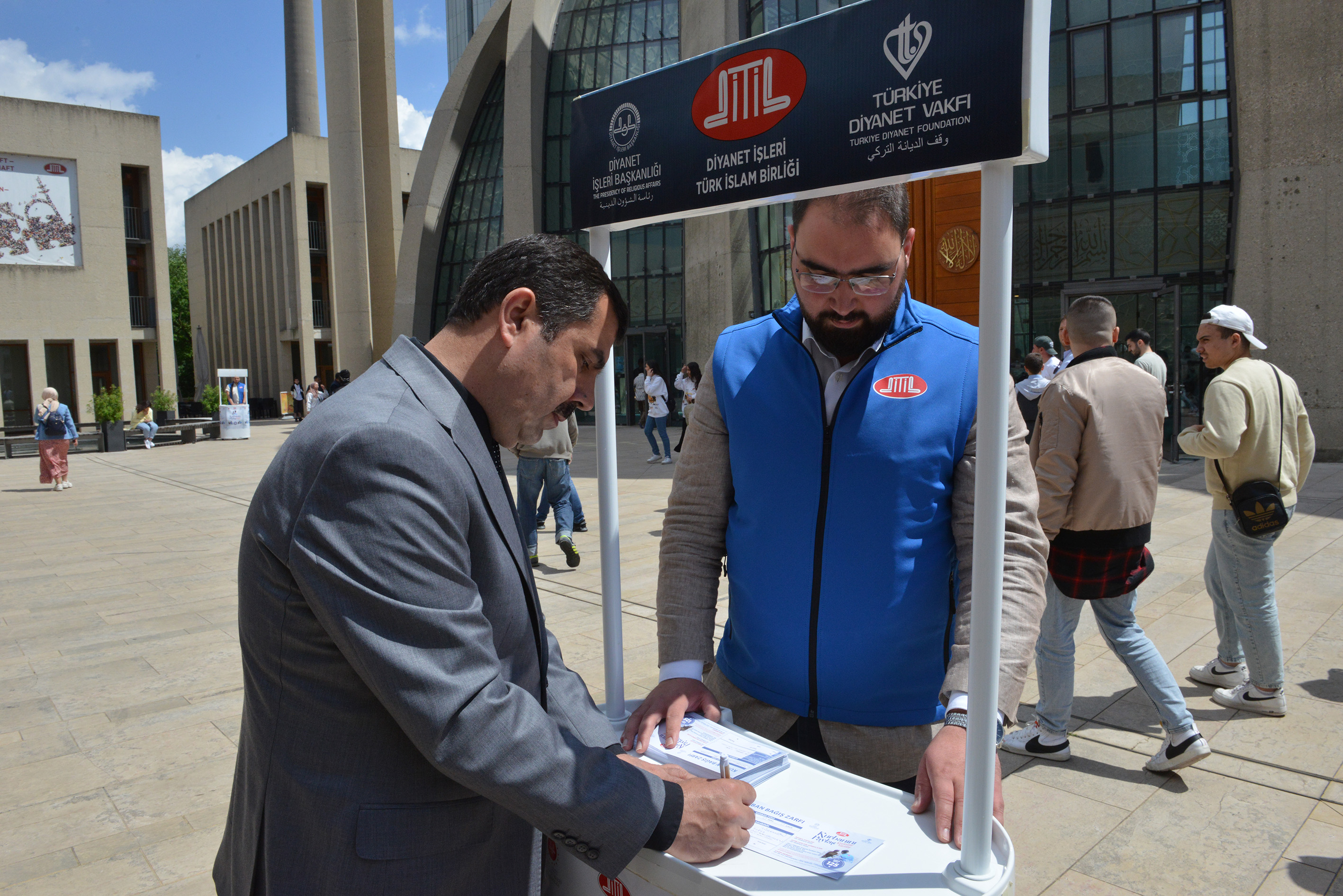 galeri ditib kurban bagis standi