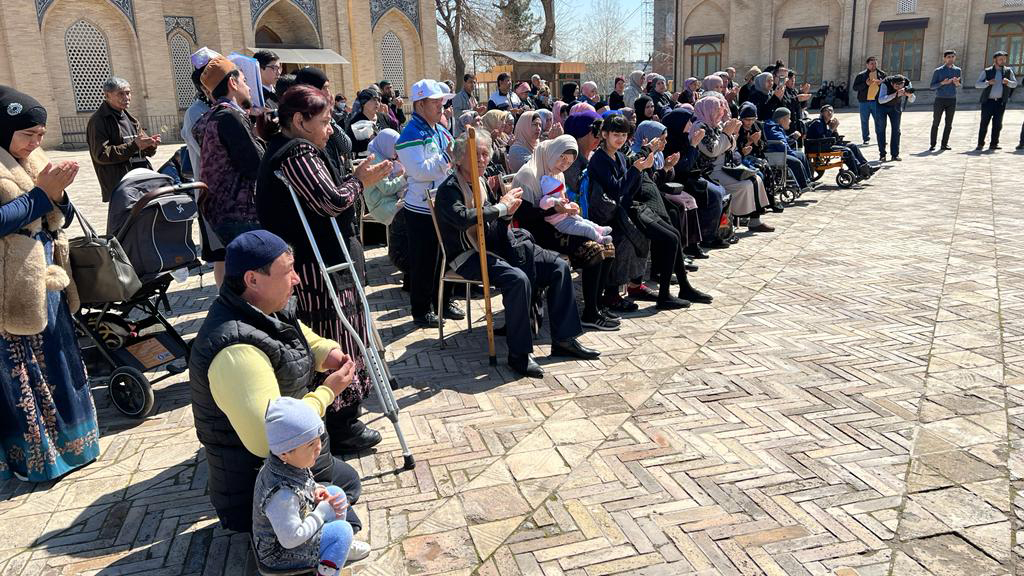 galeri ozbekistan taskent yardim dagiti a9Re37BREn