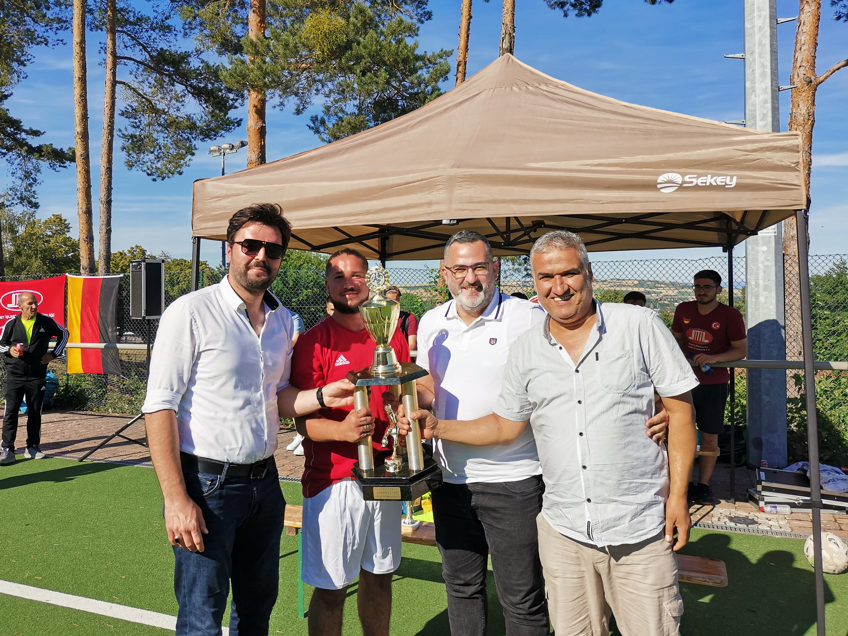 galeri turnuva mutspor birincilik kupasini kB8nAI9XKy