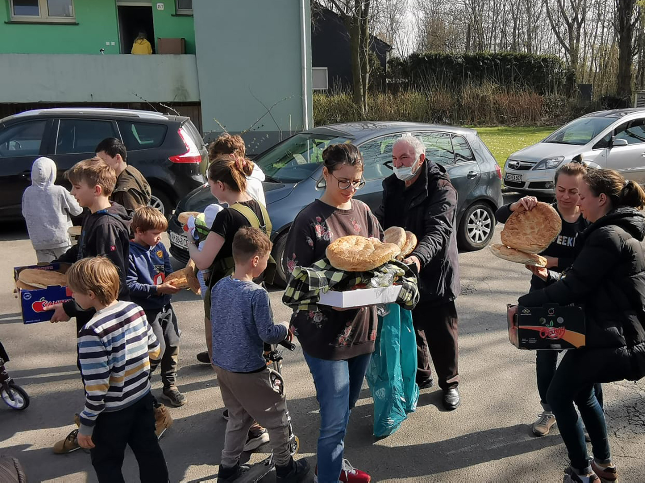 galeri ukrayna multeci kampi yardim