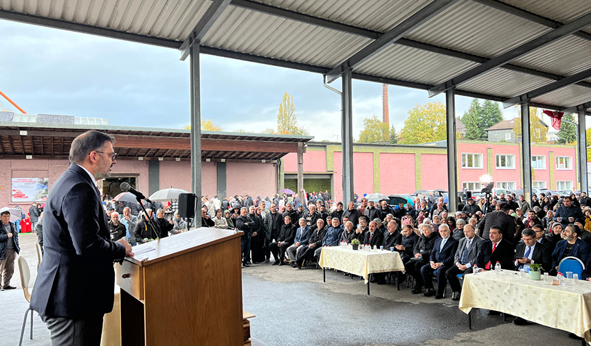 Solingen DİTİB Merkez Camii Eğitim ve Kültür Merkezi’nin temeli atıldı