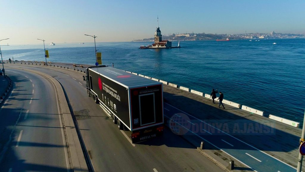 Cumhurbaşkanlığın 'Dijital Tır'ı Türkiye'yi dolaşacak