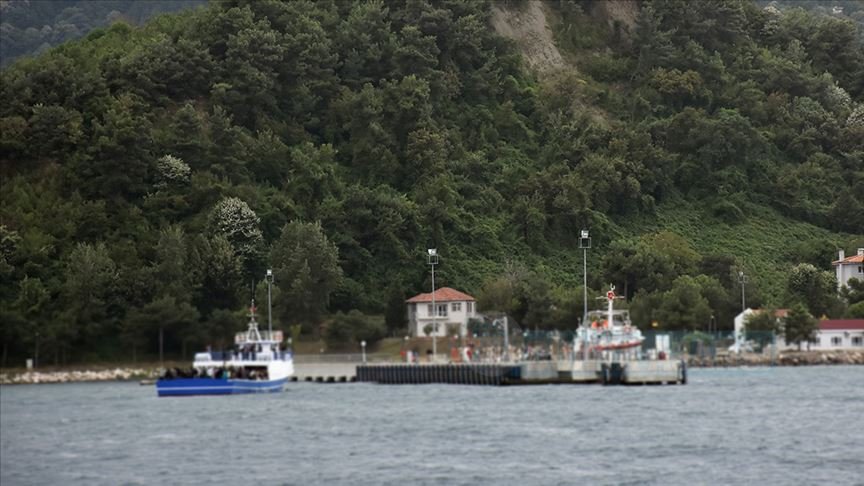 Romanya açıklarında binlerce koyun taşıyan yük gemisi alabora oldu