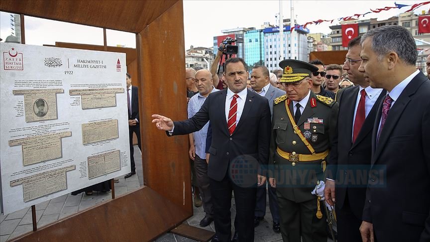 Taksim Meydanı'nda 'Zafer Haftası Sergisi' açıldı