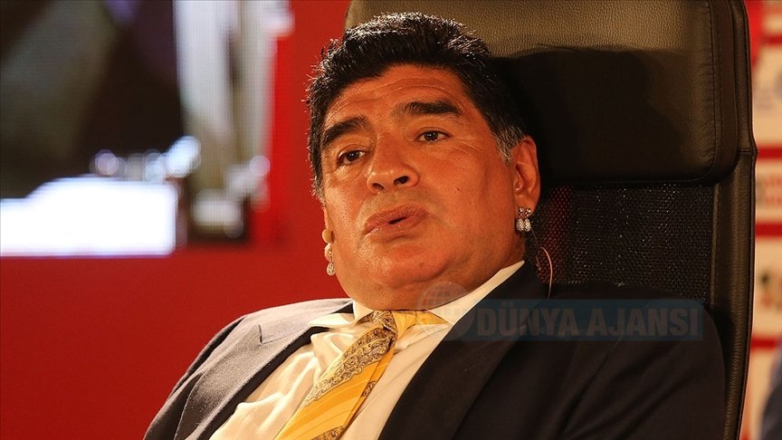 Maradona'nın resminin