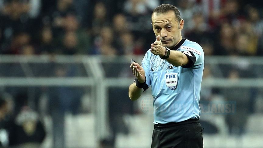 UEFA'dan Cüneyt Çakır'a görev verildi