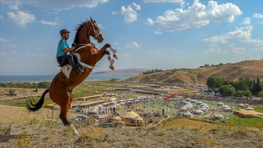 Ahlat'ta Malazgirt Zafer çoşkusu