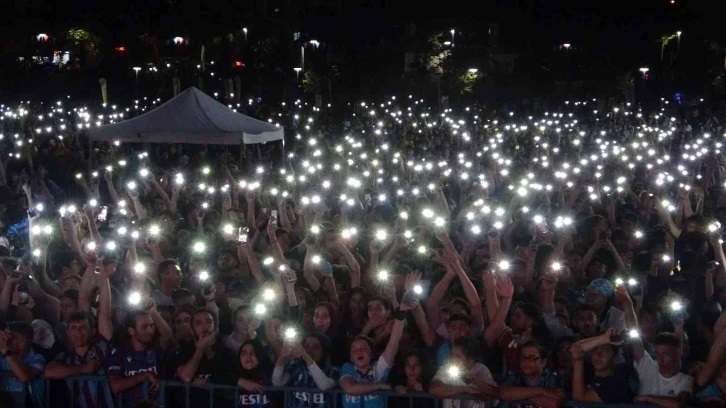 Millet Bahçesi'nde Süper Kupa Zaferi kutlandı