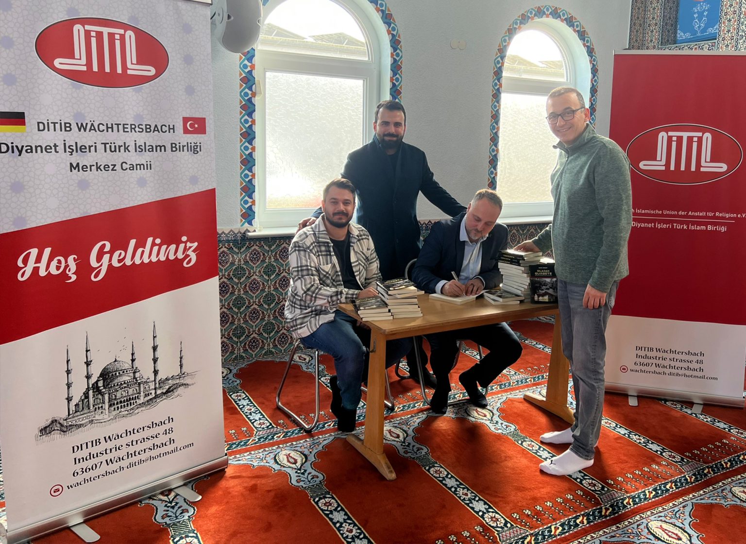 Wächtersbach DİTİB Camii’nin 47 yıllık tarihi kitap haline getirildi