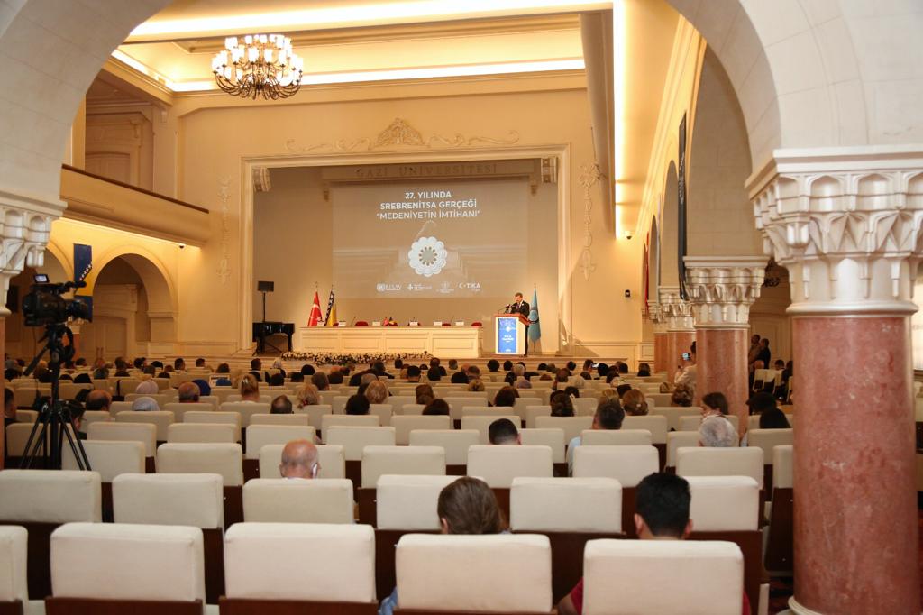 Srebrenitsa Soykırımı kurbanları Ankara'da anıldı