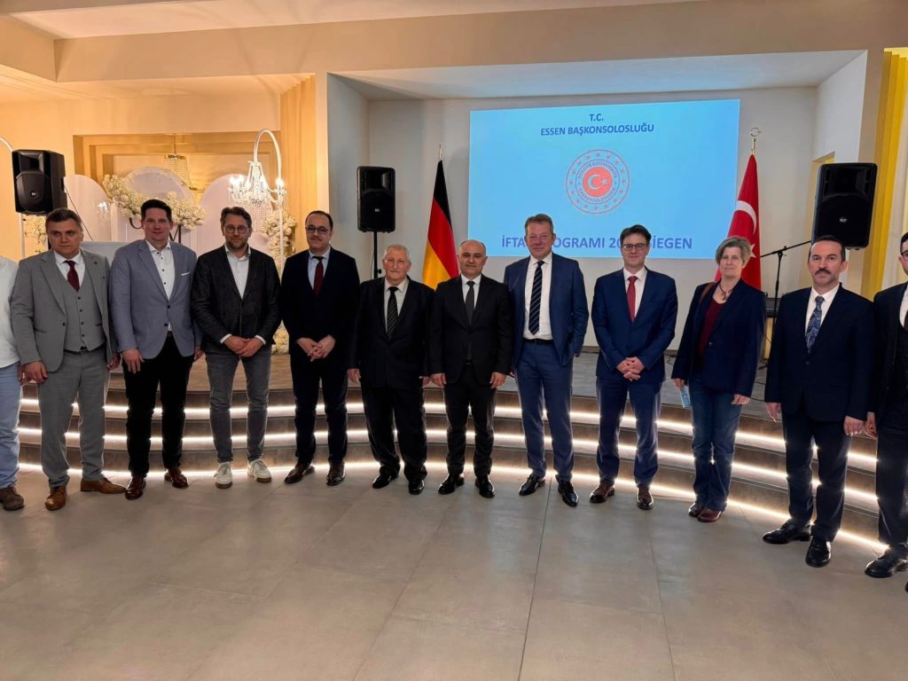 Essen Başkonsolosu Aydın, Siegen’de güçlü bir iftar bağları kurdu 11 siegen iftar 6