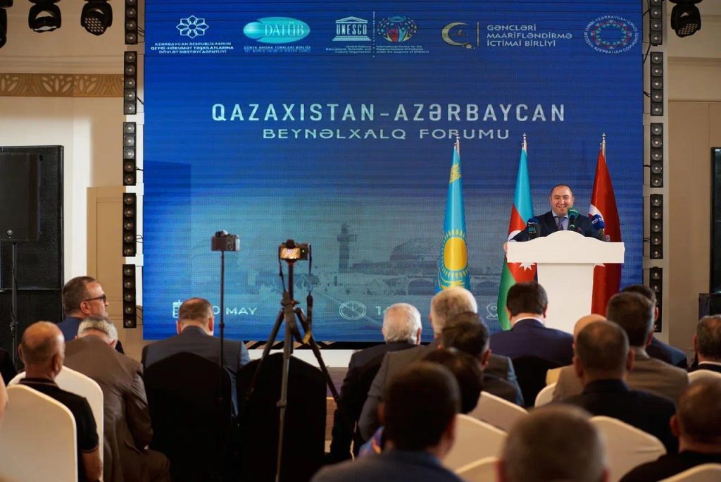 Almatı'da Haydar Aliyev anısına uluslararası forum 9 Almati6
